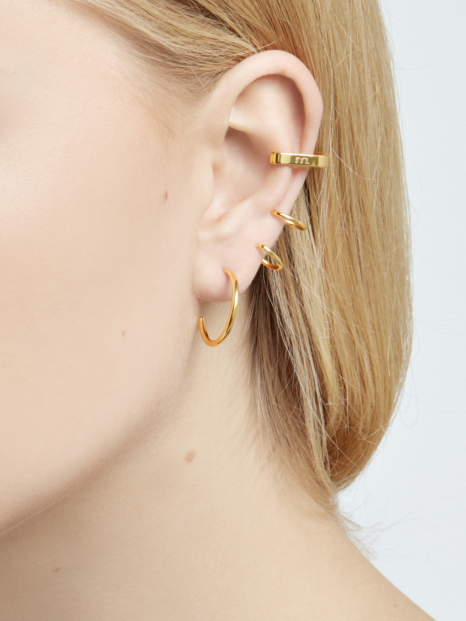 kolczyk me13 gold_3 Nausznica kolczyk me13 gold złoto minimalistyczna biżuteria moie