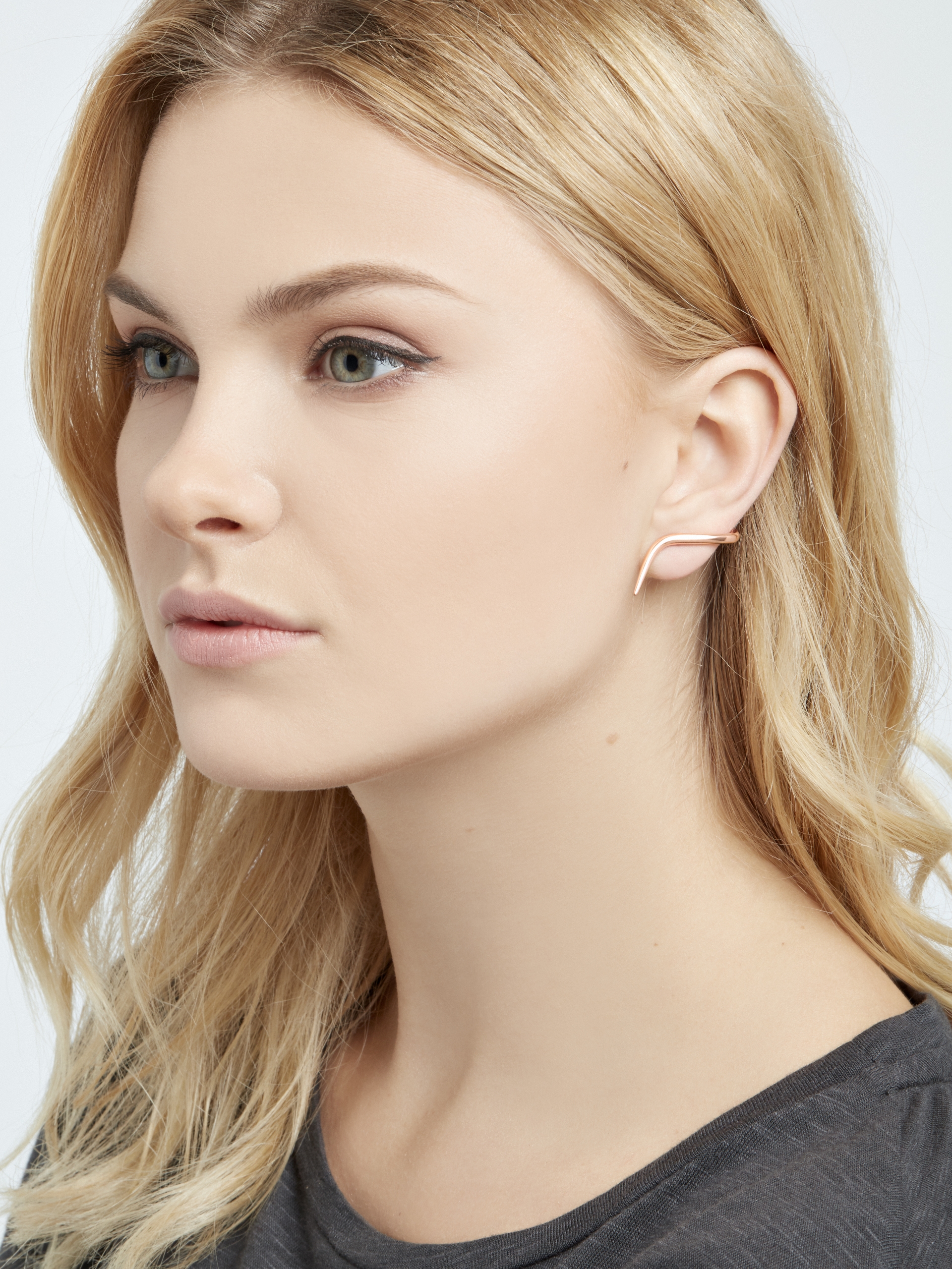 kolczyki me11 rose gold_2 Nausznice kolczyki różowe złoto minimalistyczna biżuteria moie