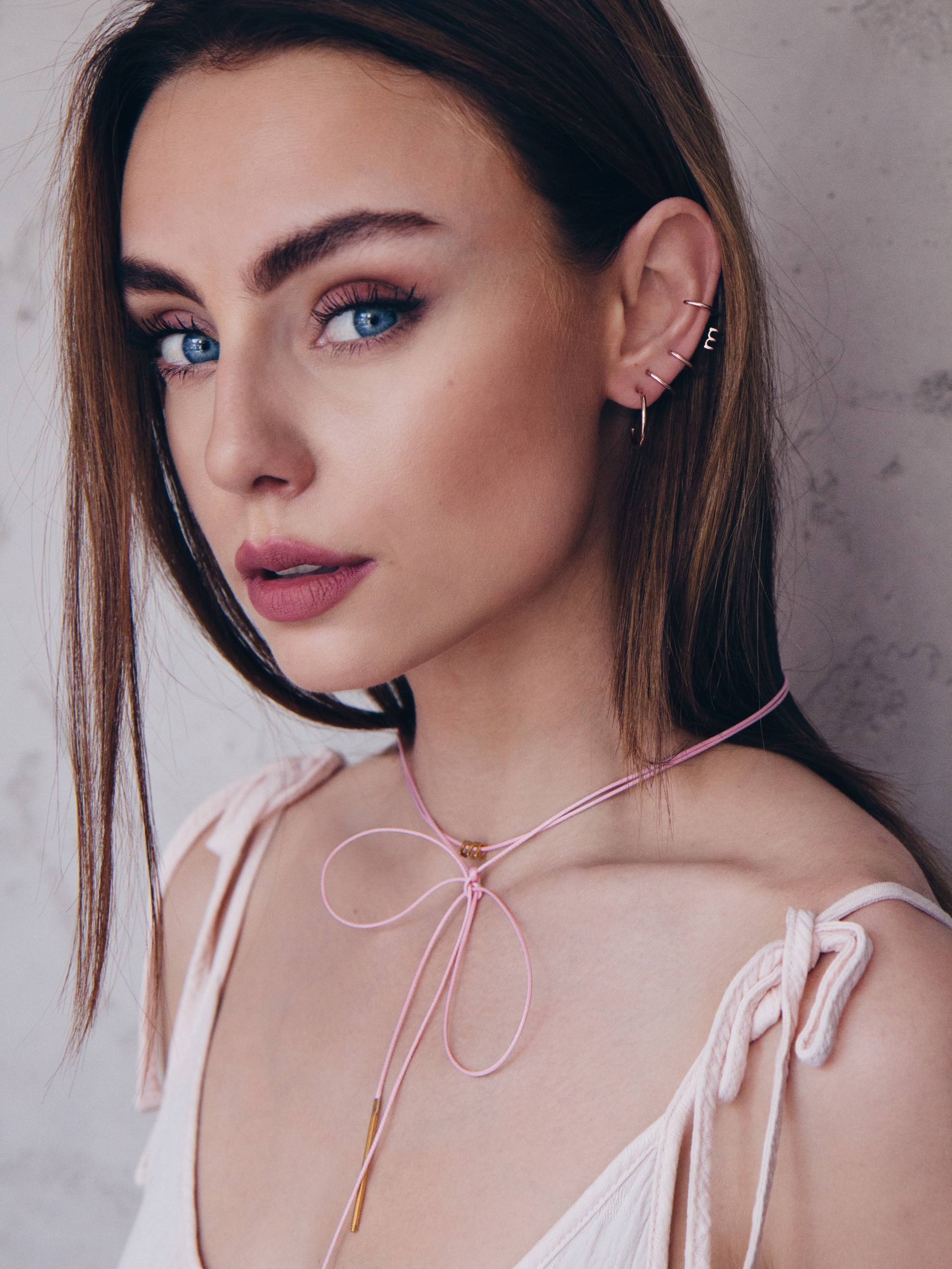 Kolczyki nausznice me3 gold złoto minimalistyczna biżuteria moie