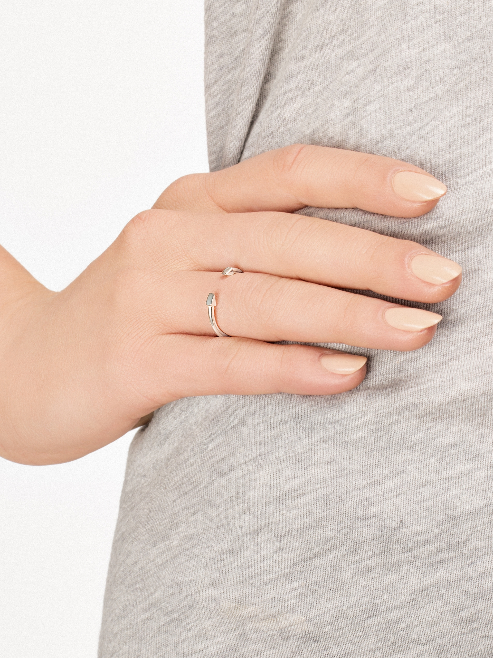 ring no1 silver_3 moie Srebrny pierścionek strzała minimalistyczna biżuteria moie